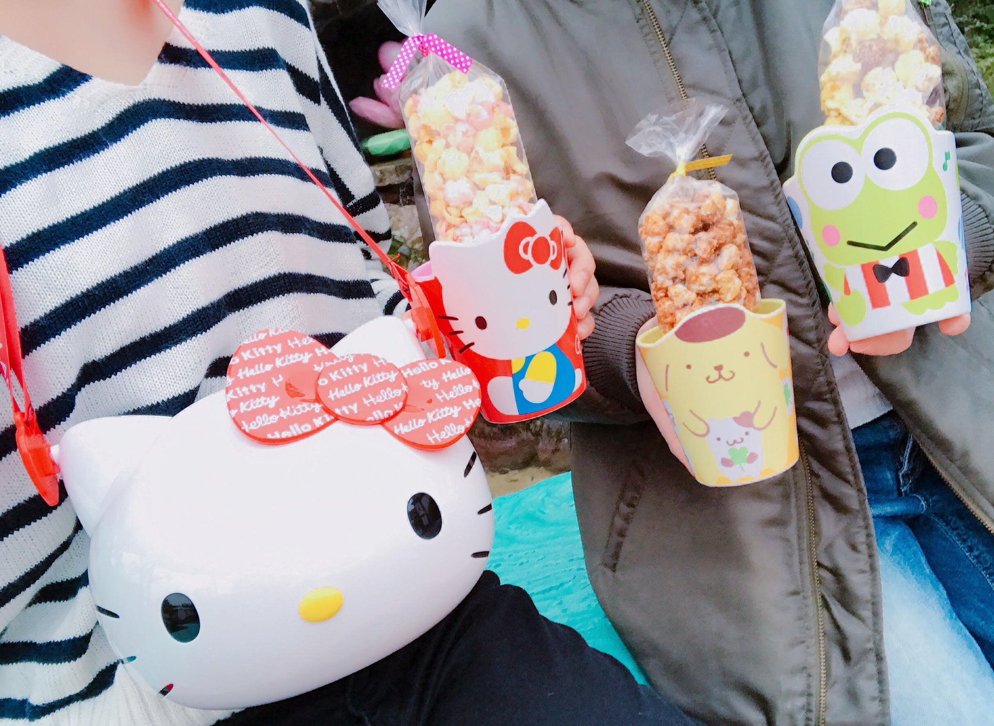 キティ　ポンポン ポップコーンケース　ピューロランド ハーモニーランド　2個 キティ ポンポン ポップコーンケース ピューロランド
