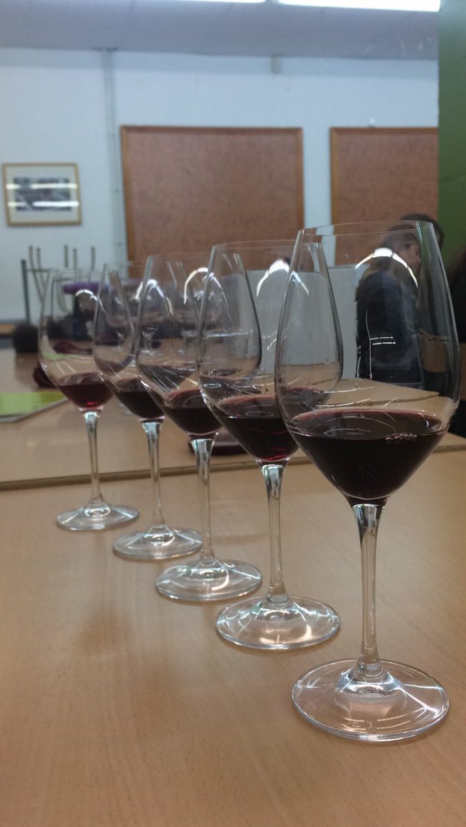 magnetic_foods's tweet photo. Día de catas!!!🍷 https://t.co/yck3n1FwSR