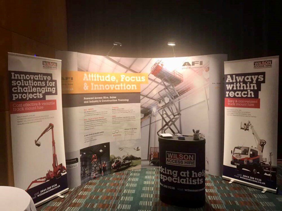 WilsonHire's tweet photo. Set up and ready for our first day at Sign Express @SignsExpress! #SXConvention #Workingatheight #truckmount #trackmount #AFIWay https://t.co/VbIr86V4CH