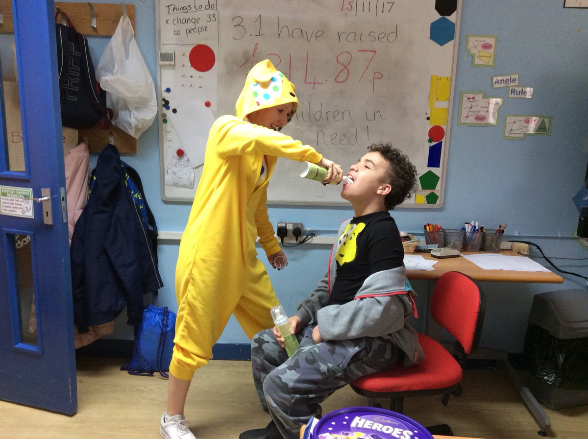 wilsonstfeed's tweet photo. #wscolumbus #wilsonstuart getting ready for our #childreninneed2017 #trunchbull challenge https://t.co/uXUwld3OAt