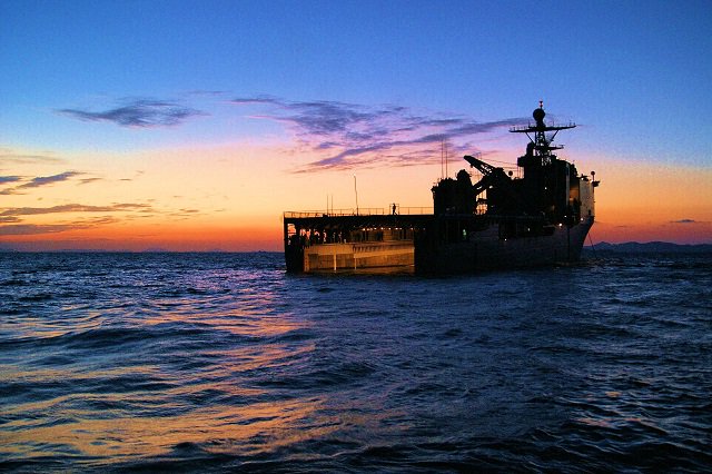 NavyRecognition's tweet photo. #USNavy Awards @BAESystemsInc Contract to Upgrade USS Tortuga #LSD46 @amphibwarships https://t.co/VI39AWhBXC https://t.co/iXS28p080b
