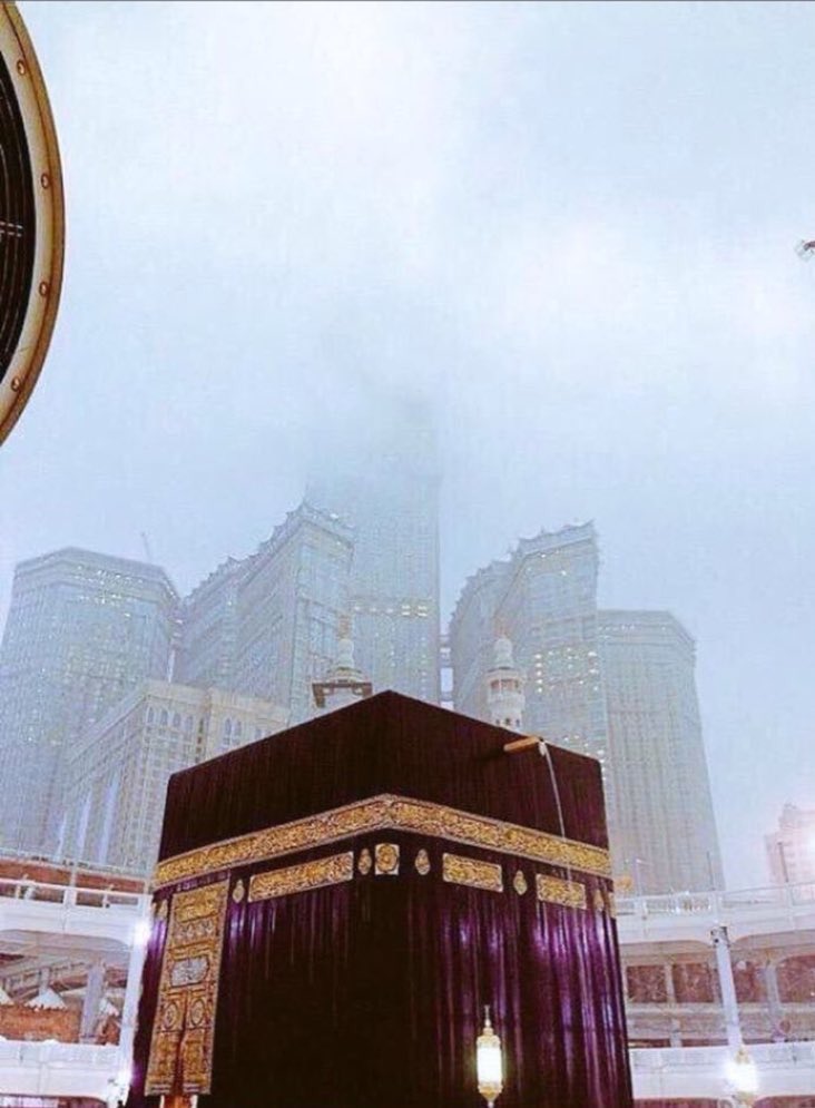 #يوم_الجمعه
اللهم في يوم الجمعة لا تحرمنا من رزقك وتوفيقك ورحمتك ومغفرتك وعفوك  
 اللهم صّل وسَلّمْ عَلۓِ نَبِيْنَا مُحَمد ﷺ