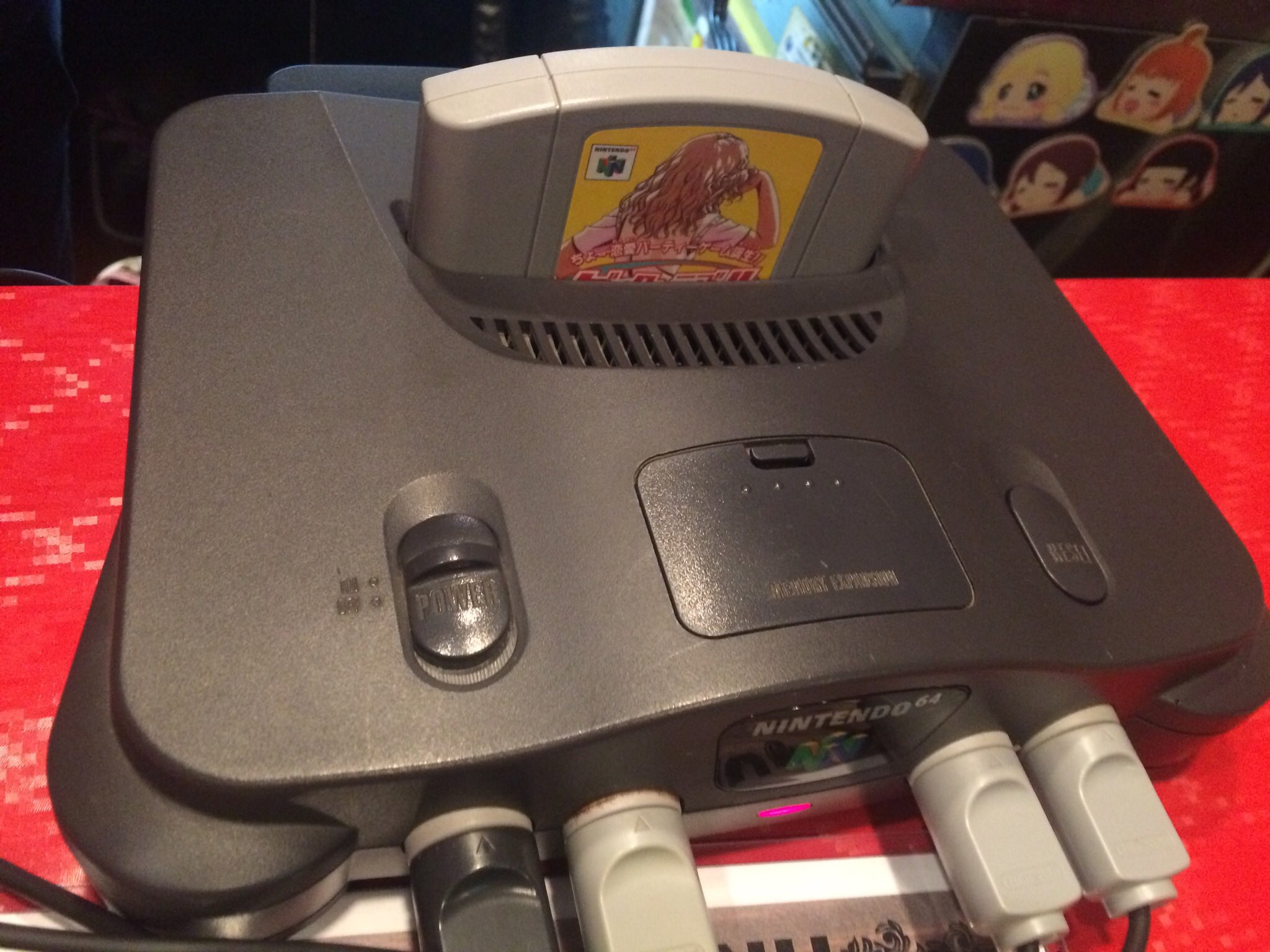 Goods Bar Anima Twitterren 昨日はニンテンドー64のお客さんが持ってきてくれたゲームソフトで遊びました それがなんと中古市場で数万円 ﾟdﾟlll やってみた感想は とても面白い 無駄がなくサクサク進める桃鉄みたいな恋愛ゲームでした タイトルはゲッタ