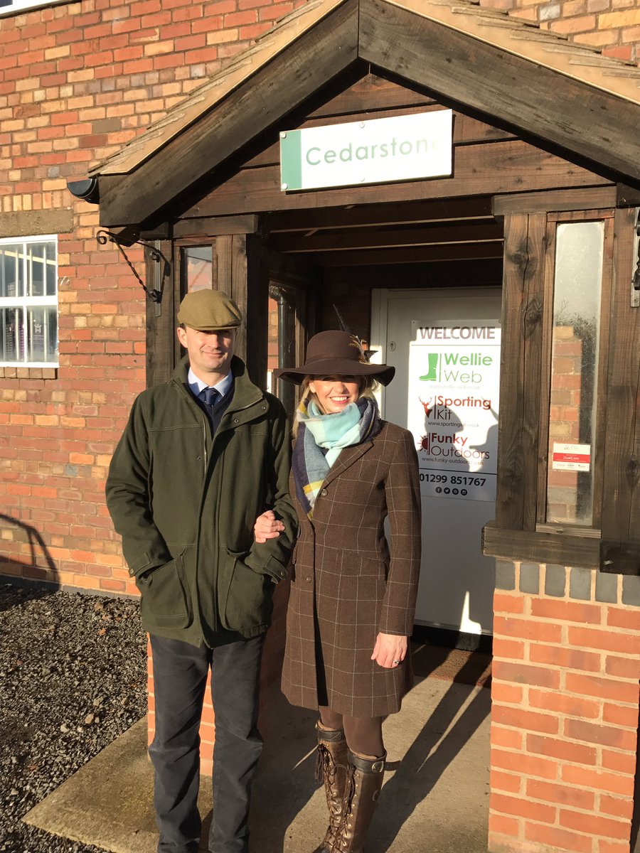 SportingKit's tweet image. Looking forward to Cheltenham. Just gotta prise the money out of grumpy's pocket now!!