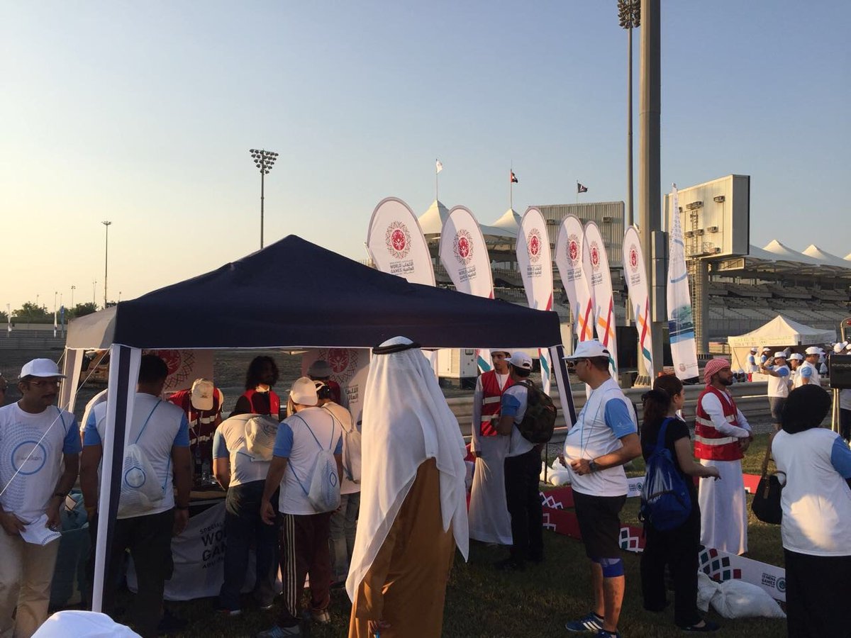 WorldGamesAD's tweet photo. نحن متواجدون اليوم في حلبة ياس مارينا #Walk2017. انضموا الينا لمعرفة المزيد عن برنامجنا التطوعي. سجل الآن https://t.co/5K0PtAbhd4 https://t.co/Xwb1prlskC