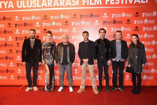 her_sanat's tweet photo. Malatya Uluslararası Film Festivali ‘Kristal Kayısı’ ödül töreni ile sona erdi
#MUFF2017 #malatyafilmfest
https://t.co/aSyR4baWM6 https://t.co/EixdRsuDVn