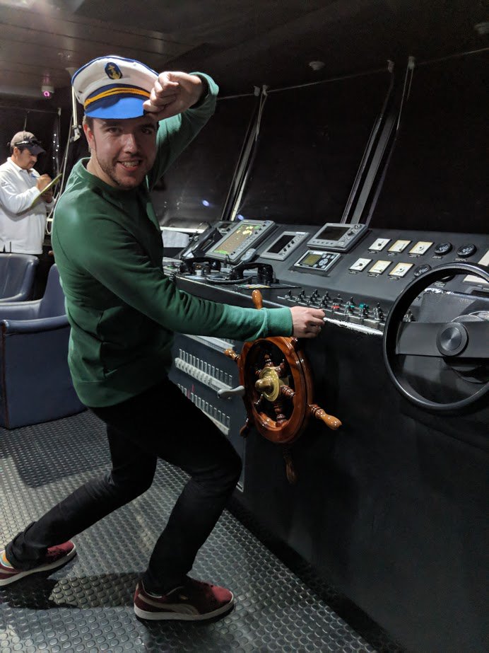 misterbrilliant's tweet photo. I brought a fake captain's hat on a cruise ship and got drunk and found my way onto the bridge and then the real captain showed up and demanded to wear my hat. https://t.co/fZK1KSy1PP