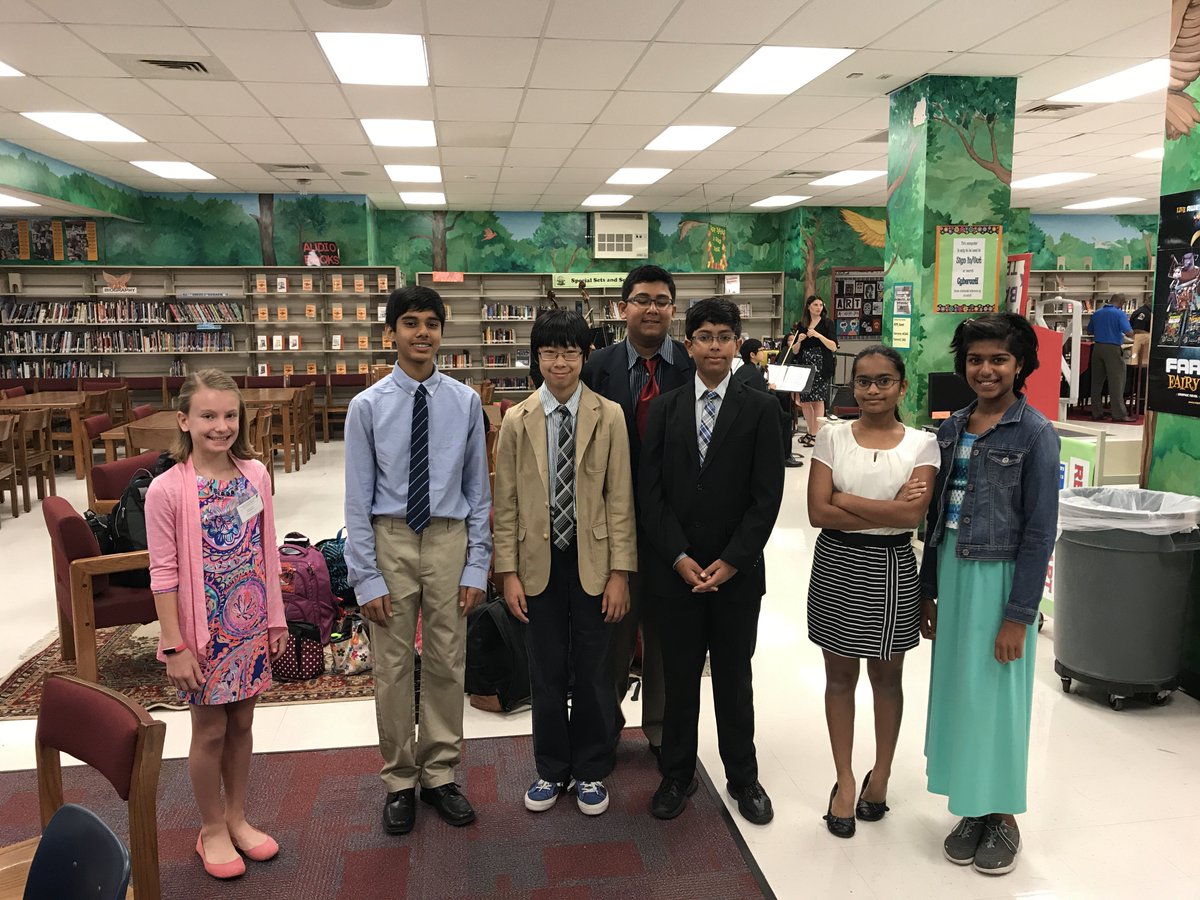 FarnellHCPS's tweet photo. Great American Teach-In 123 guest presenters!! Simply the Best!
#HCPSTeachin https://t.co/JPUnaL0sof