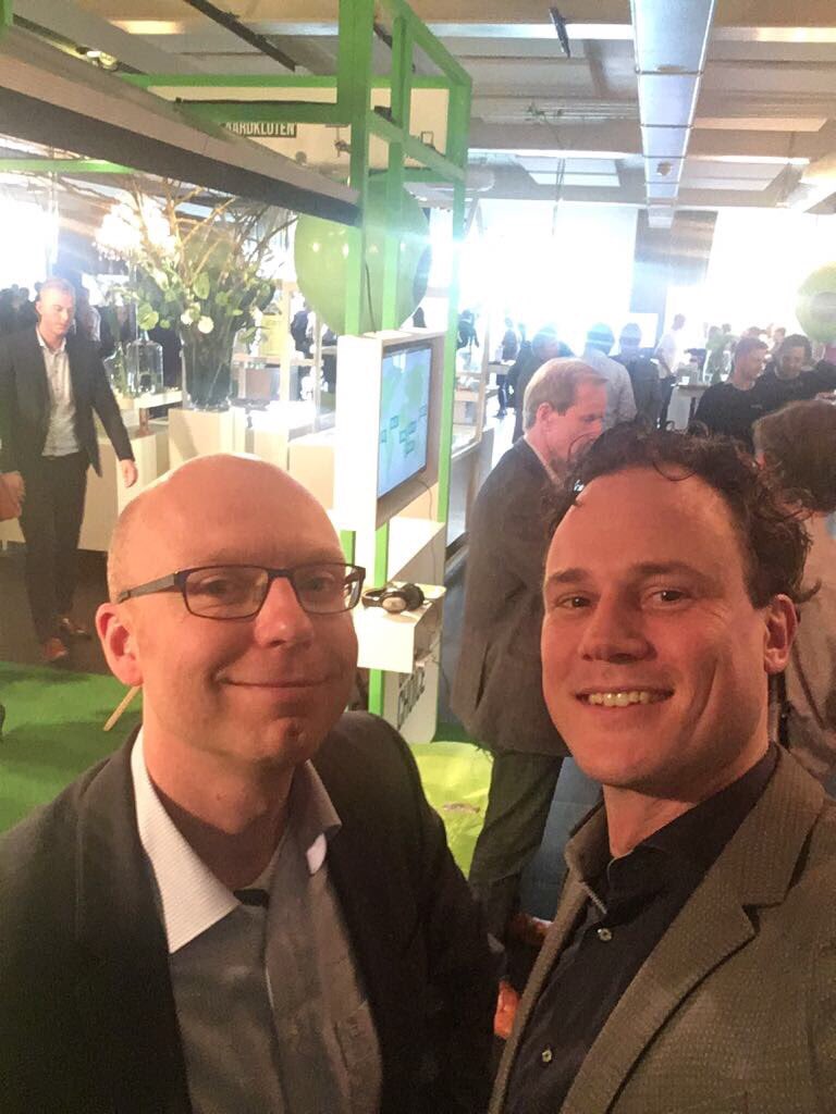 wij_zijn_stel's tweet photo. Vanmiddag laten we ons inspireren bij #EHO2017 en gaan we in gesprek over de #energietransitie! Wie is er nog meer? #econnetic #zonopbedrijfsdaken #hieropgewekt https://t.co/D8swbKXEXY