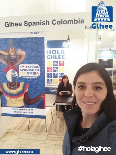Would you like to live the best learning experience in Spanish language? Dcobys &amp; Glhee can do it! Visit us at <a href="/ExpolinguaB/">EXPOLINGUA Berlin</a> 2017 and you can take a picture with a little taste of Colombian culture. #BeDcobys #Expolingua #Colombia #holaglhee