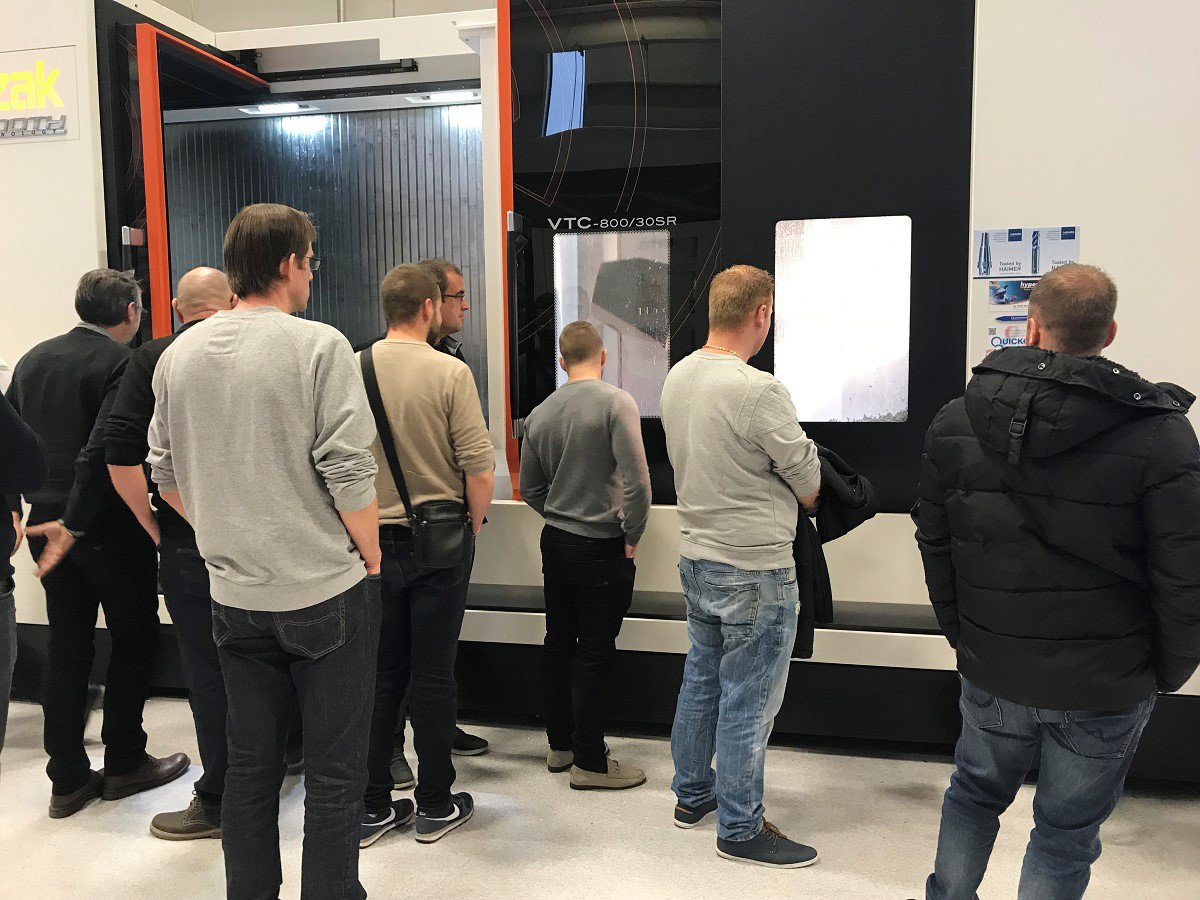 MazakEurope's tweet photo. Final day at #Emoencore UK Open House - The UK built Mazak VTC-800/30SR is demonstrating its capabilities of full 5-axis contouring, equipped for the first time with SmoothX CNC. #5axis #MazakEurope #CNC #Manufacturing #Engineering https://t.co/YfkWioFfXs