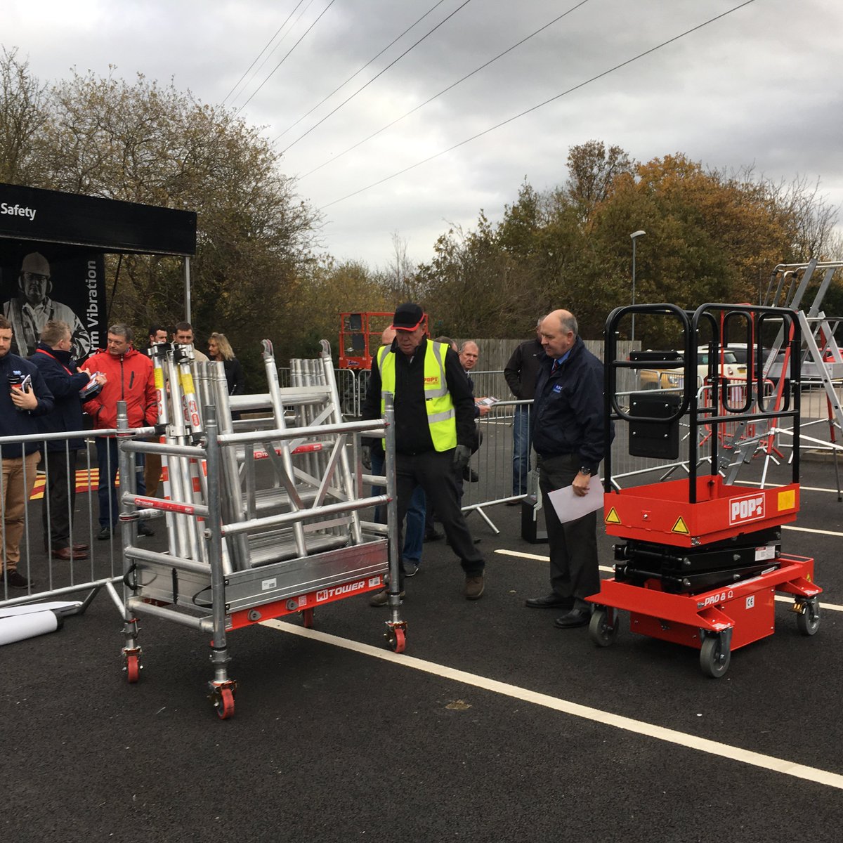 NWCGroup_'s tweet photo. Successful working at height event today with plenty of equipment to see from @wearespeedy and Pop Up Products. Next event in February will be on workplace transportation @NW_WWT https://t.co/sXQPbpqgz0