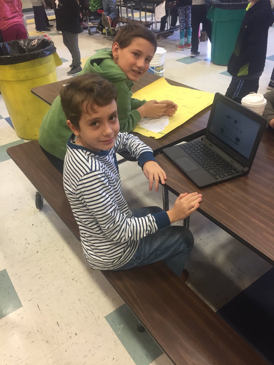MrsE5thGrade's tweet photo. So proud of all our fifth grade engineers! #environmentalfair https://t.co/pdaUR52rJc