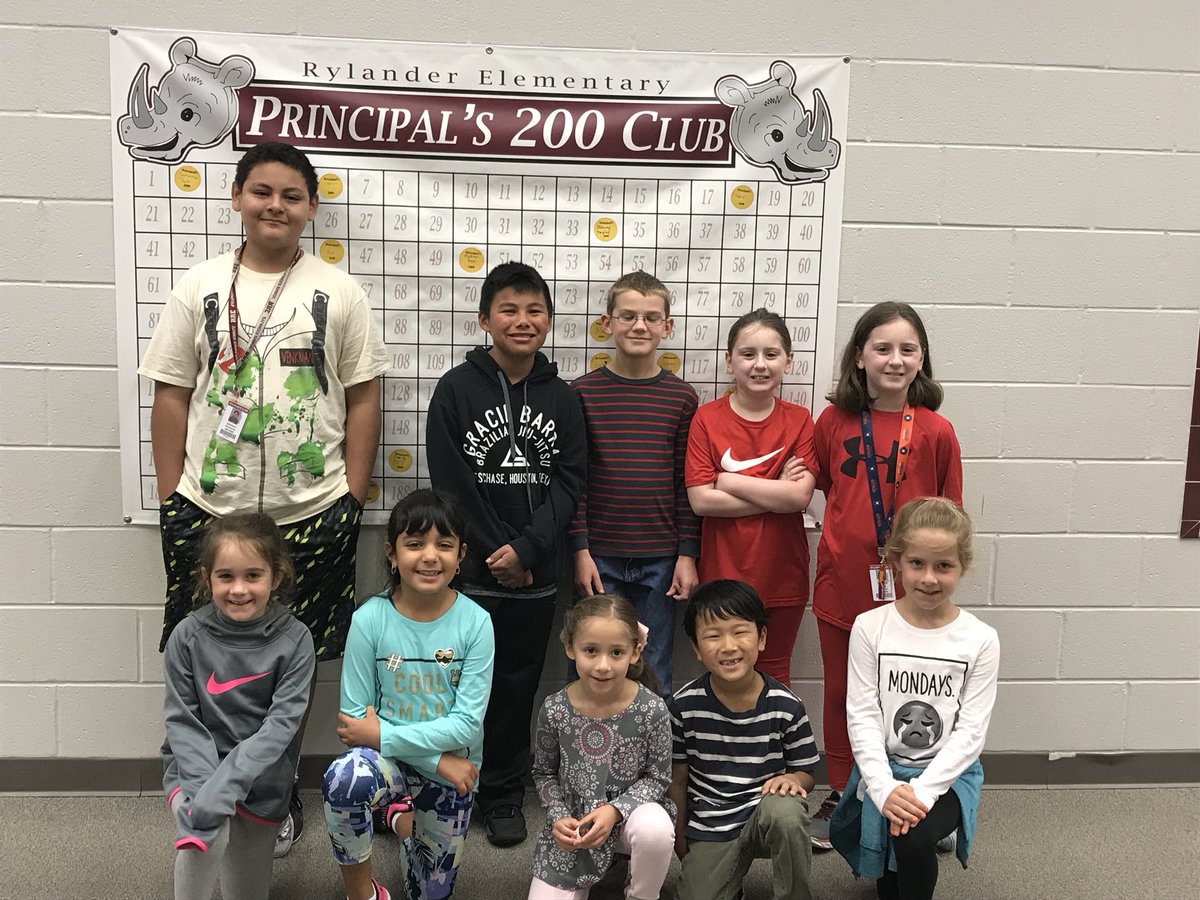 ronaldasmith23's tweet photo. Just a few of Rylander’s finest! #rrestaff #rrepride #BeTheLegacy https://t.co/406x99B8Zi