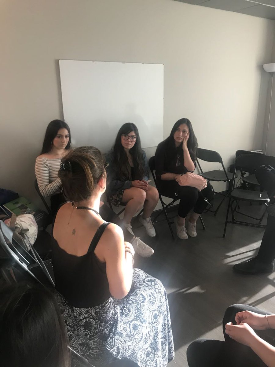 IntraxChile's tweet photo. Ayer pudimos disfrutar de la charla que #MartinVogt, presidente de #Intrax, brindó para todos aquellos que deseaban aclarar las dudas con respecto al Intercambio Escolar y Au Pair. ¡Esperamos lo hayan disfrutado! https://t.co/68XBkLsN5Z