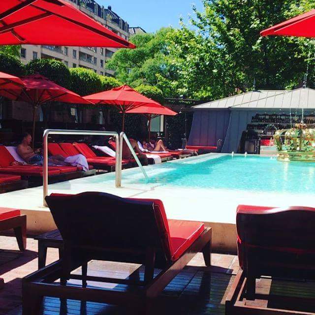 CarlosEsnaola's tweet photo. #brainstormig #ESNAOLA! #music #lounge #radiohost https://t.co/297ov1GOGM