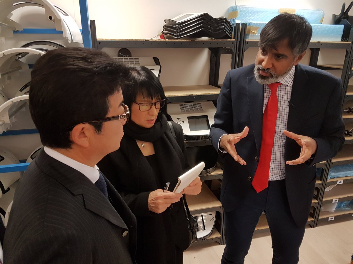 jfbenon's tweet photo. #valdoise / #Japon : Visite ce matin d'Ichiro Matsui, Gouverneur du Département Japonais d' #Osaka dans les locaux de la Société #PartneringRobotics à Cergy dans le cadre de la célébration du 30ème anniversaire des échanges Osaka / Val-d'Oise - https://t.co/aihdBuFRiF https://t.co/2rNXM9iPIb