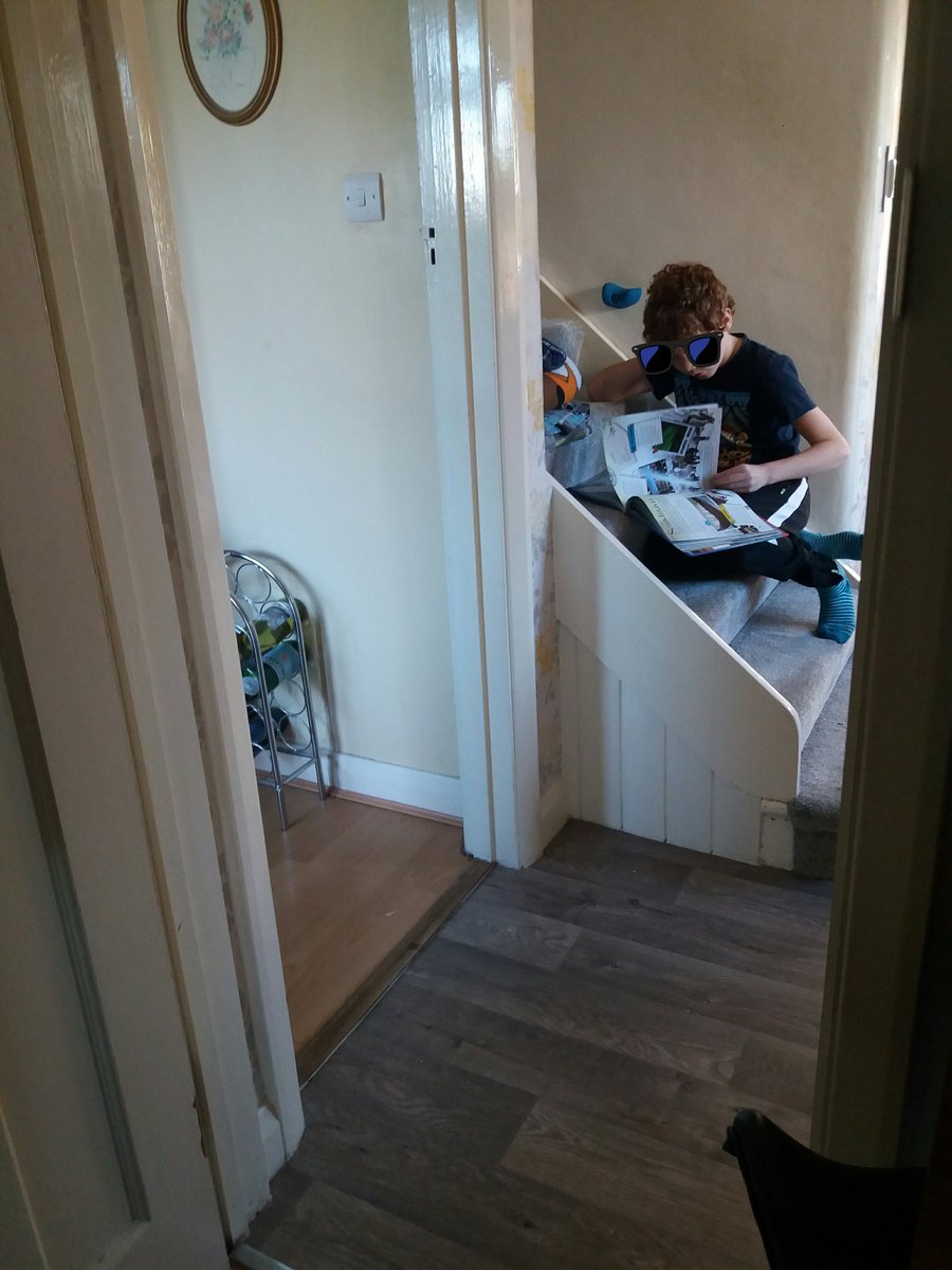EmmaJanesLife's tweet photo. DS has made a kangaroo & DS has done an info sheet on Australian animals π
DS is now reading a book about space while DD is writing our Christmas cards for us π
#LoveHomeEd
#Autism
#NeuroDiversity
#LearningTheirWay
π https://t.co/4Zw24mCvZi
