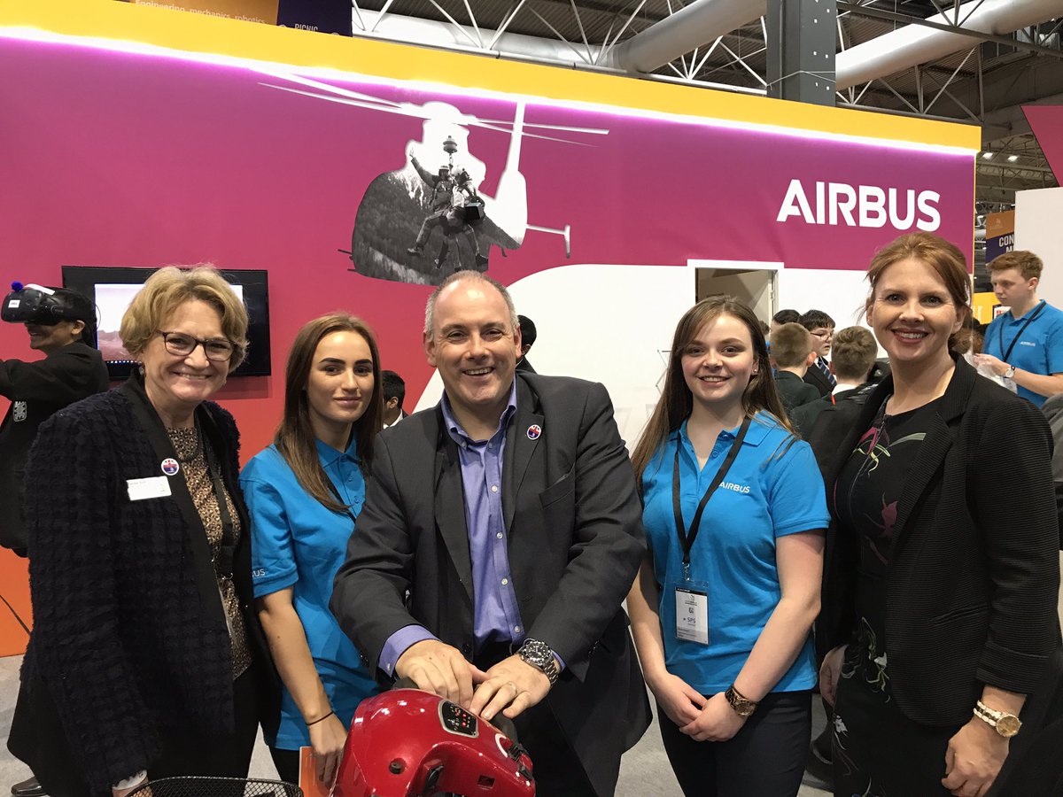 CommonsEd's tweet photo. Yesterday @halfon4harlowMP and Trudy Harrison visited @worldskillsuk #SkillsShow17 to launch our new inquiry into the quality of apprenticeship and skills training. You can find out more about our inquiry and submit evidence here: https://t.co/ntItMH9kFB https://t.co/FOrJIR2jVj