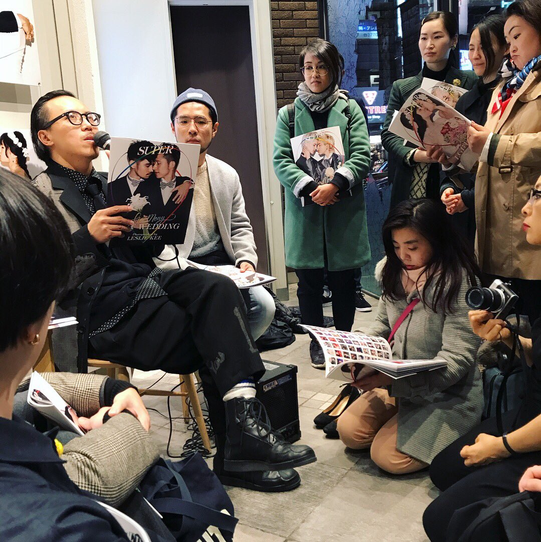 yuta__tokyo's tweet photo. harMony SUPER LGBT WEDDING by LESLIE KEE 
@lesliekeesuper 
11月13日ー11月22日
渋谷MODI 1F 
#LESLIEKEE #SUPER #harMony #LGBT #WEDDING #photographer #レスリーキー https://t.co/cK0ojCrZtc