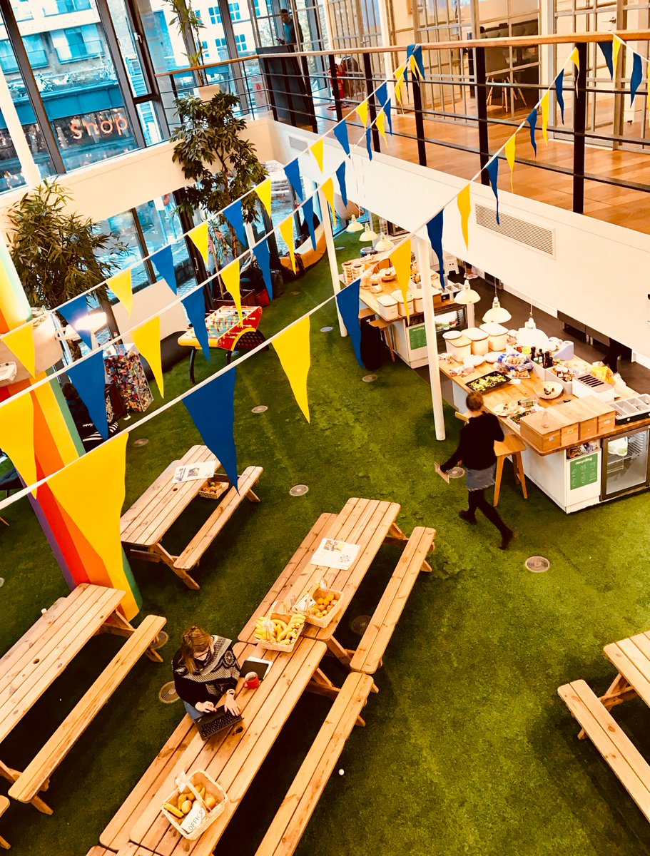 OceeDesign's tweet photo. We enjoyed our visit to @innocent's youthful, fun, creative, caring and considerate London office... A great example of how your working environment can reflect your brand. #workplaceweek17 https://t.co/Jpeq1UU3e8