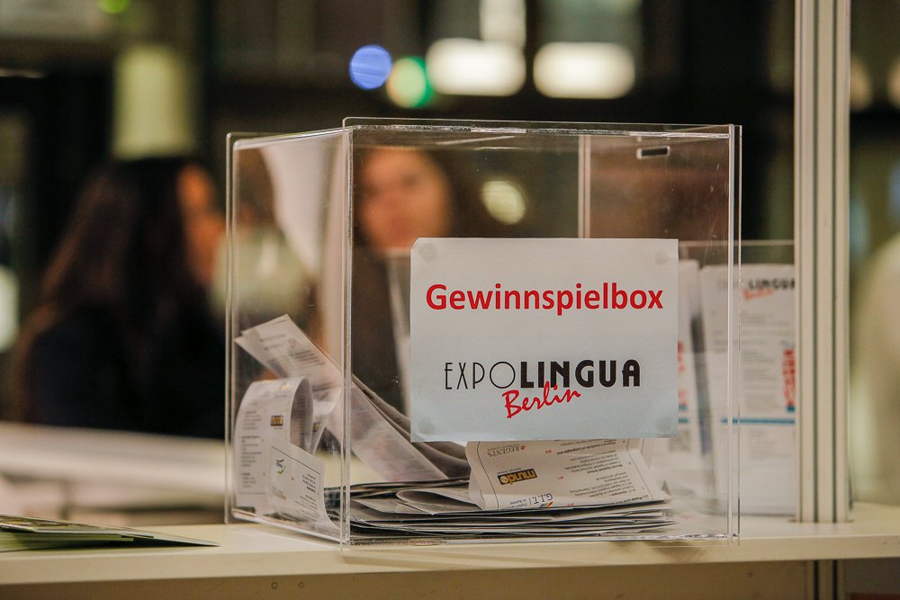 Mach mit beim #EXPOLINGUA Gewinnspiel und gewinne einen der vielen begehrten Preise! Zum Beispiel ein sechswöchiges #Praktikum in #Japan oder einen zweiwöchigen #Sprachkurs in #England! Teilnahmekarten gibt's an der Information! Viel Glück! Good luck! ¡Buena suerte! Bonne chance!