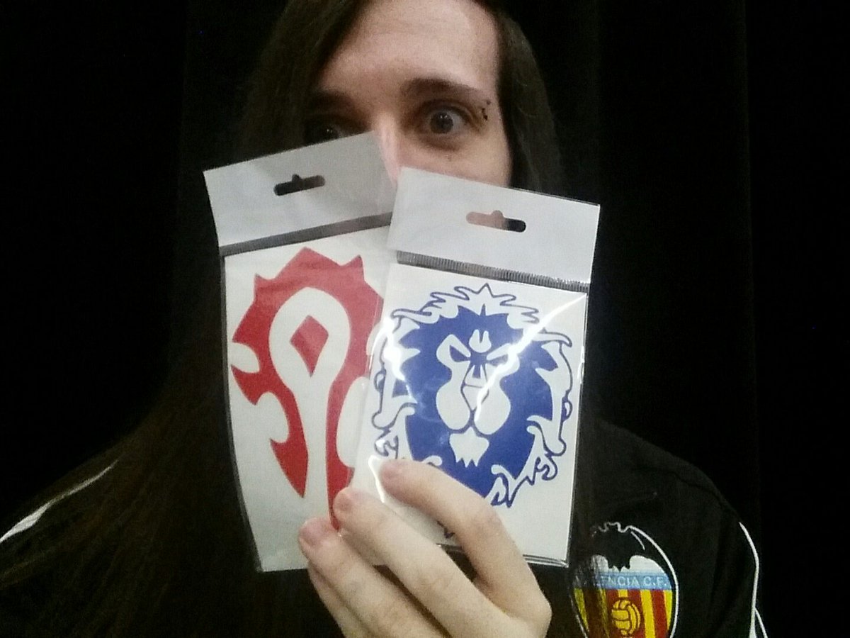 A ver a ver: retwit Horda, like Alianza.