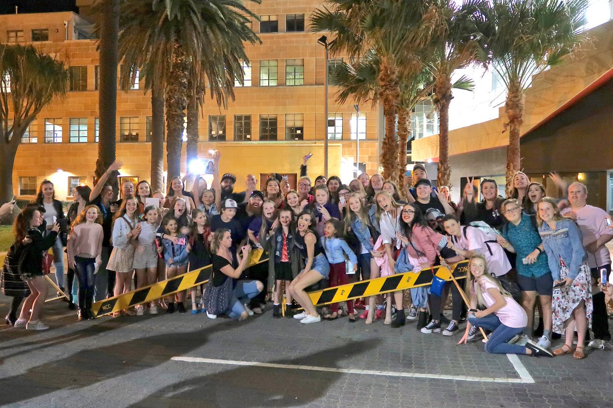 ColleenB123's tweet photo. I love when I get to pop out and say hi to all you cuties after the show! Love you so much! #MirandaSingsNewcastle https://t.co/sMlWA7eZM1