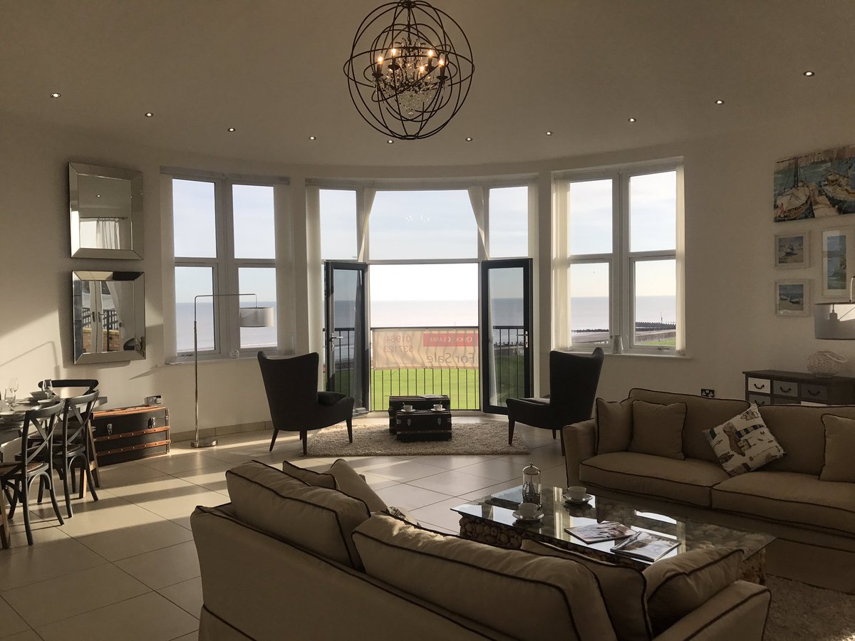 A beautiful morning here on the East Yorkshire coast and all ready for the handover meeting with the buyers of our penthouse suite at our East Coast Living development 

eastcoastliving.co.uk #property