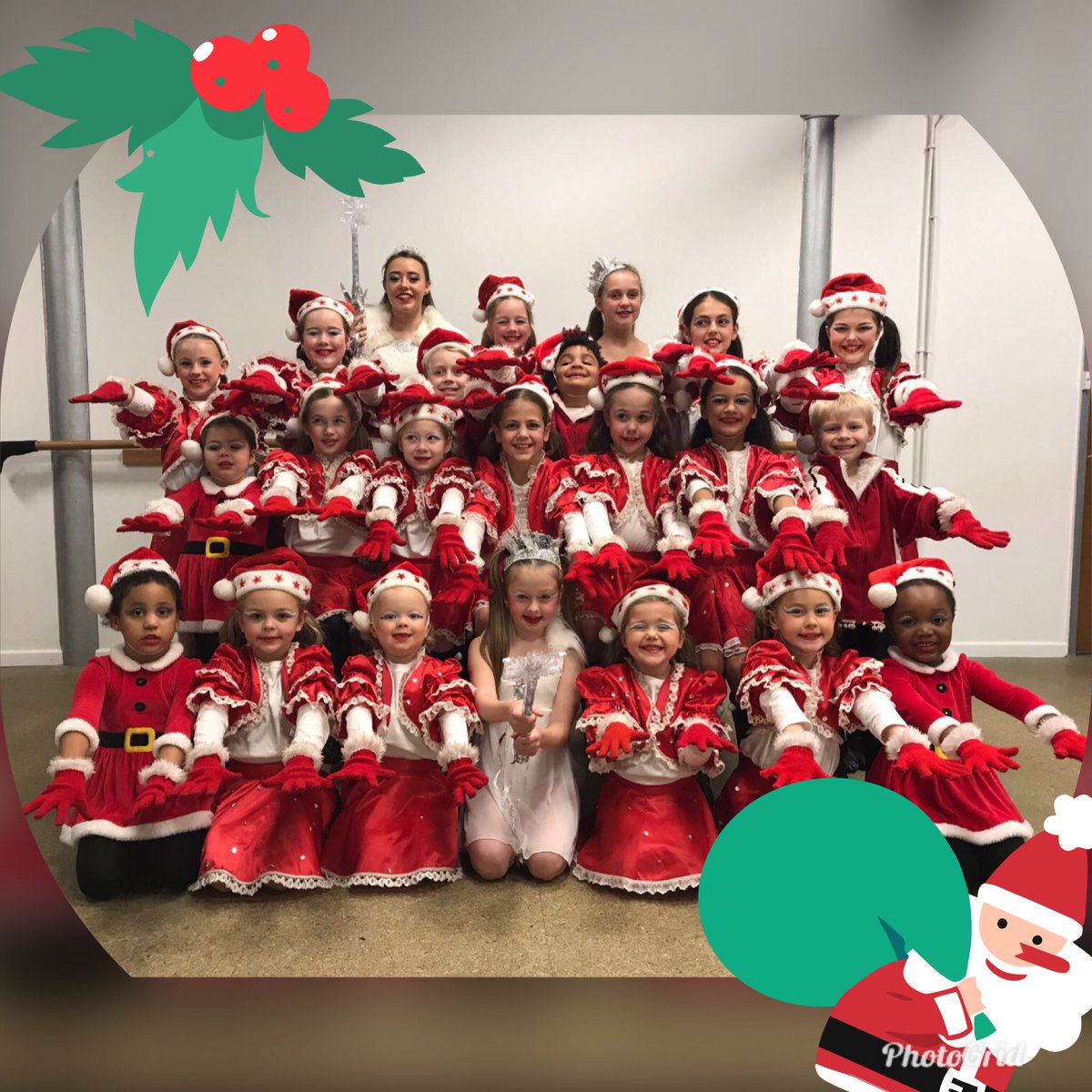 ArmleyDance's tweet photo. Armley Lights Switch On - tomorrow 5.40pm come see our little Christmas Dancers #adsdancers #xmas #dance https://t.co/JNOVbYm4v9
