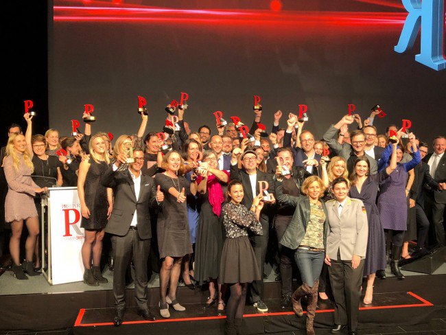 prjournal's tweet photo. Unser Bericht von den #PR Report Awards 2017, 🏆🏆🏆 feat. @achtung @AlexanderWilke @BVG_Kampagne @jungvonmatt @thyssenkrupp @Laalina @WSGermany @30u30 @EHRENBERGKomm @SebastianVesper https://t.co/nlxoYCpEcZ @prreport_de @prreportawards #prrawards #prreportawards #30u30 https://t.co/GpBpiMv2zo