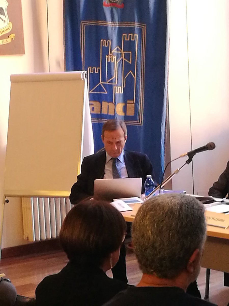 FondazioneIFEL's tweet photo. #AndreaFerri durante il dibattito sulle Politiche di coesione @comuni_anci #entilocali
#cpt @AgenziaCoesione @comuni_anci https://t.co/qXBEKyOhmz