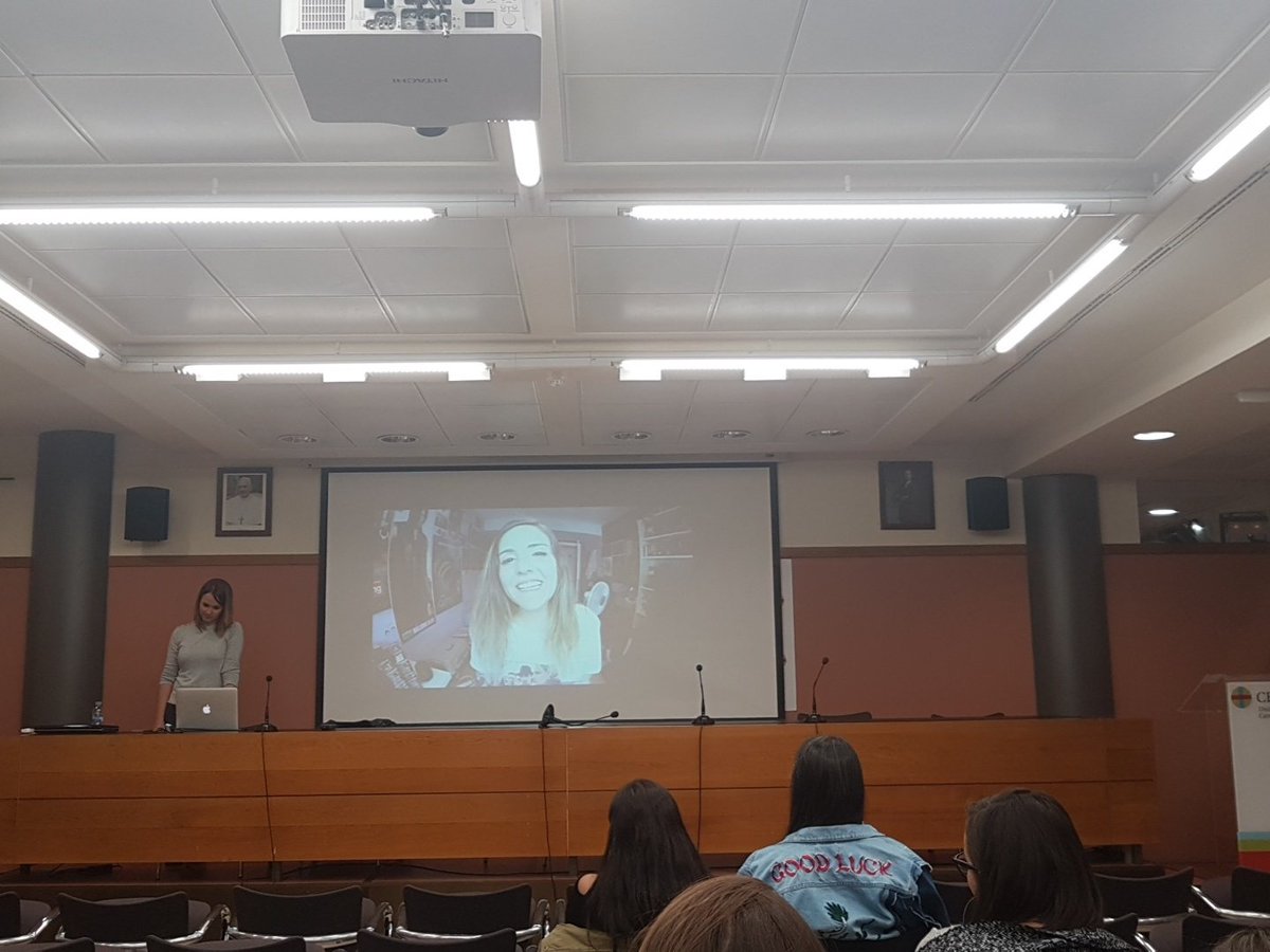 mhinojosa96's tweet image. @paulaguinotvera Nos muestra @andreacompton como un gran ejemplo de branded content en YouTube ✔🔝 #YouTubeMasterclass