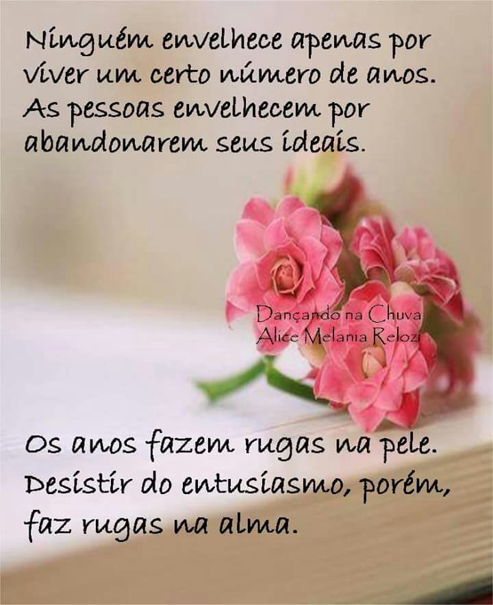 I'm at Praia de Ipanema in Rio de Janeiro, RJ, RJ w/ @misograndelle @rbpatricio1 <a href="/mreglima99/">mreglima #TIMBeta</a> swarmapp.com/c/aJF48mpzNTm
