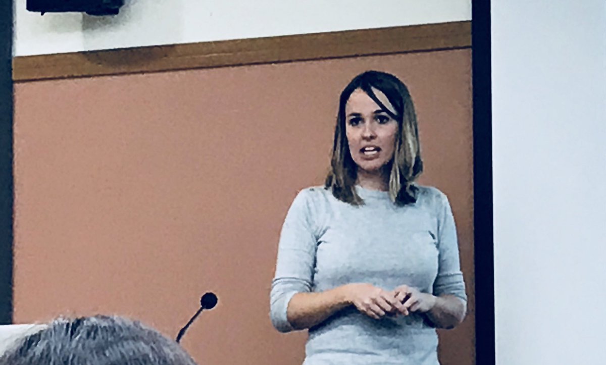 osimo_loscare's tweet image. Nuevos formatos de #monetizacion en dispositivos móviles. Se espera mucho cambio según @paulaguinotvera en #YouTubeMasterclass de @uchceu con @digitalceu