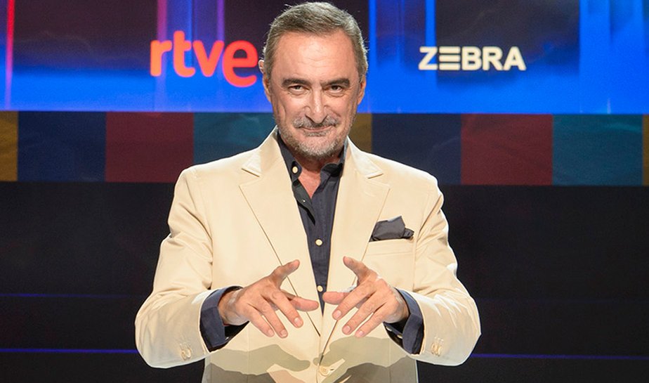 Carlos Herrera se juega el sábado su continuidad en TVE vadetele.es/2017/11/17/car…