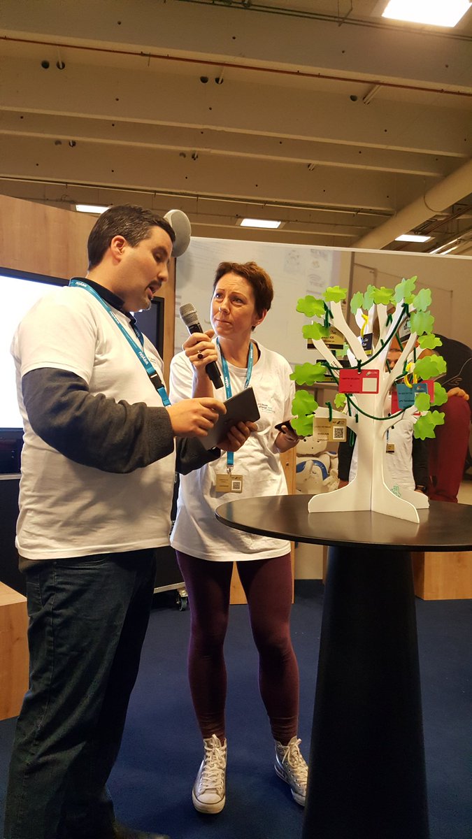 cpereiraleconte's tweet photo. L'arbre des possibles... ou comment révéler la forêt des compétences et favoriser la #coopération #Bzhack @resentice @educatectice #HackEduc17 @bay_nay @ArnaultFrouin @CoughlinAlan @BreYannick https://t.co/VdvL1dDBKq