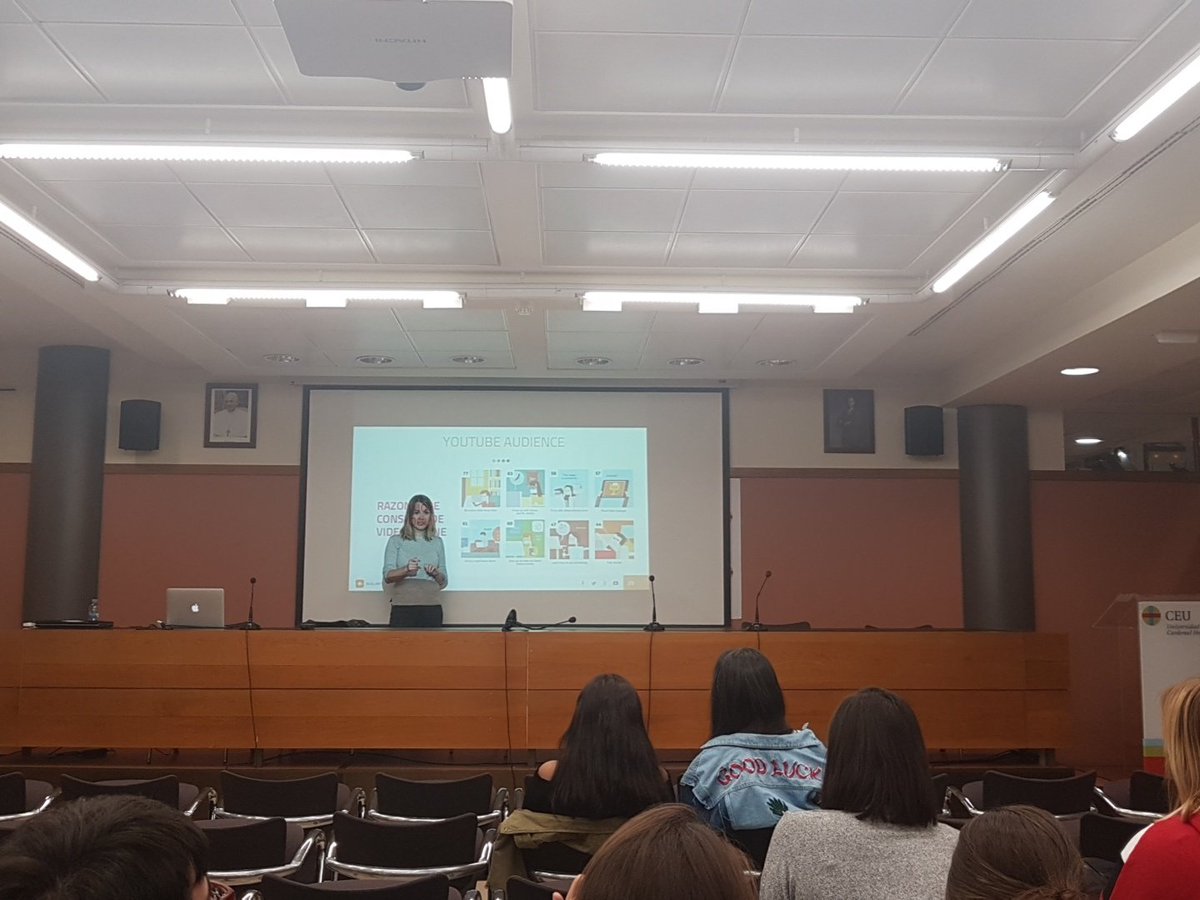 mhinojosa96's tweet image. @paulaguinotvera Nos muestra los tipos de audiencia en Youtube #youtubemasterclass ✔💻🔝