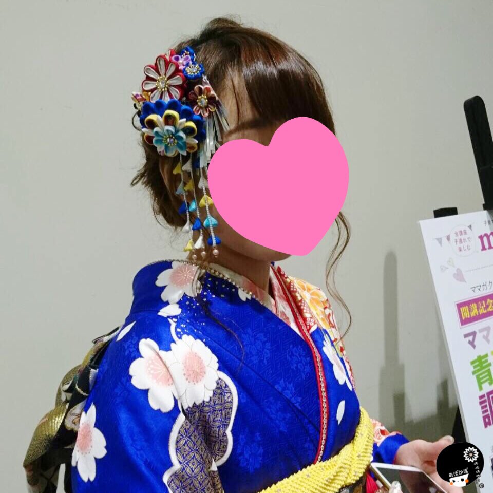 あぼかぼ つまみ細工 على تويتر 成人式の髪飾りセットのオーダー品 青色の振袖にあわせて 素敵な着用画像頂いています 青好き 柄好きのお客様 青が引き立つような配置や色使い そして派手な感じでお作りしました 派手なほかにはない髪飾りセットになりました