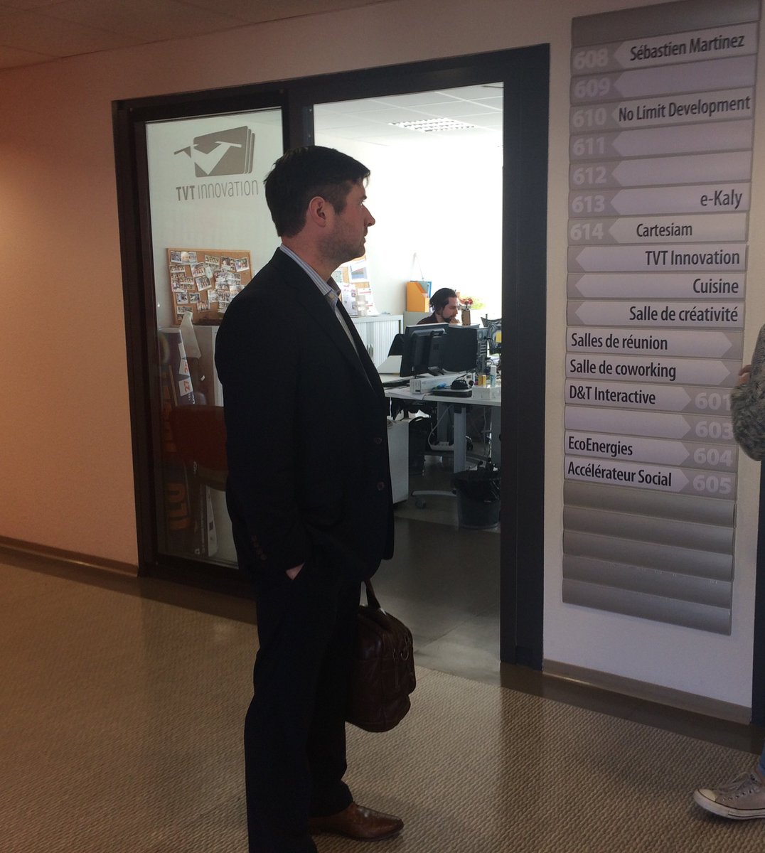 InvestInVar's tweet photo. #XenoTherapeutics 🇺🇸 lauréat @YeiAccelerator Start in France à #Toulon 🇫🇷 ce matin : Présentation des expertises filières #Santé et #Défense du #Var avec @TVT_Innovation et @univtoulon. Objectif : #InvestInPaca #InvestInVar ! https://t.co/o05GfOI4GL