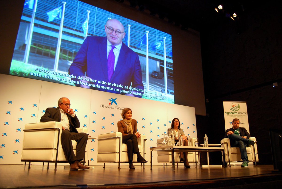 #AgridataSummit 2017: el sector apuesta por la digitalización revistaalimentaria.es/vernoticia.php… por @RevistaAlimenta