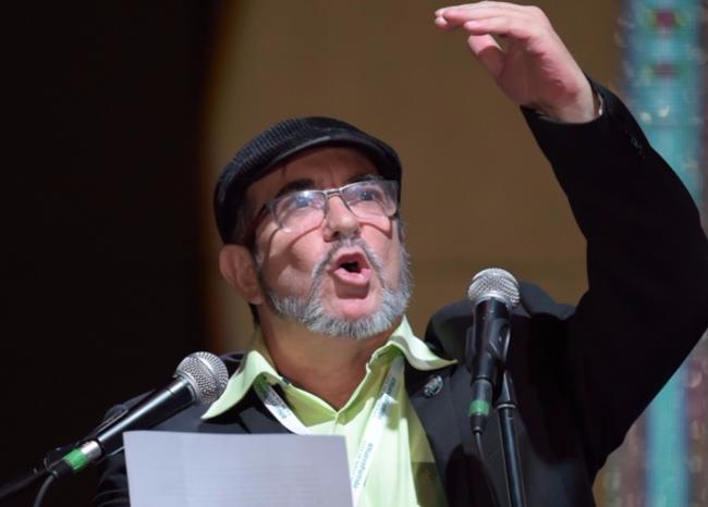 BluRadioCo's tweet image. Timochenko pide reunión con @JuanManSantos para tratar "dificultades" en los acuerdos bit.ly/2j4bkuv #MañanasBLU