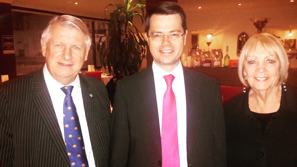 ComendadorMBF's tweet photo. Great Q&A dinner with the Right Honourable @JBrokenshire #NigelBetts #ValClark @ComendadorMBF and new Conservative Members. We strongly believe and support the Conservative values. https://t.co/iE2pY9PuE3