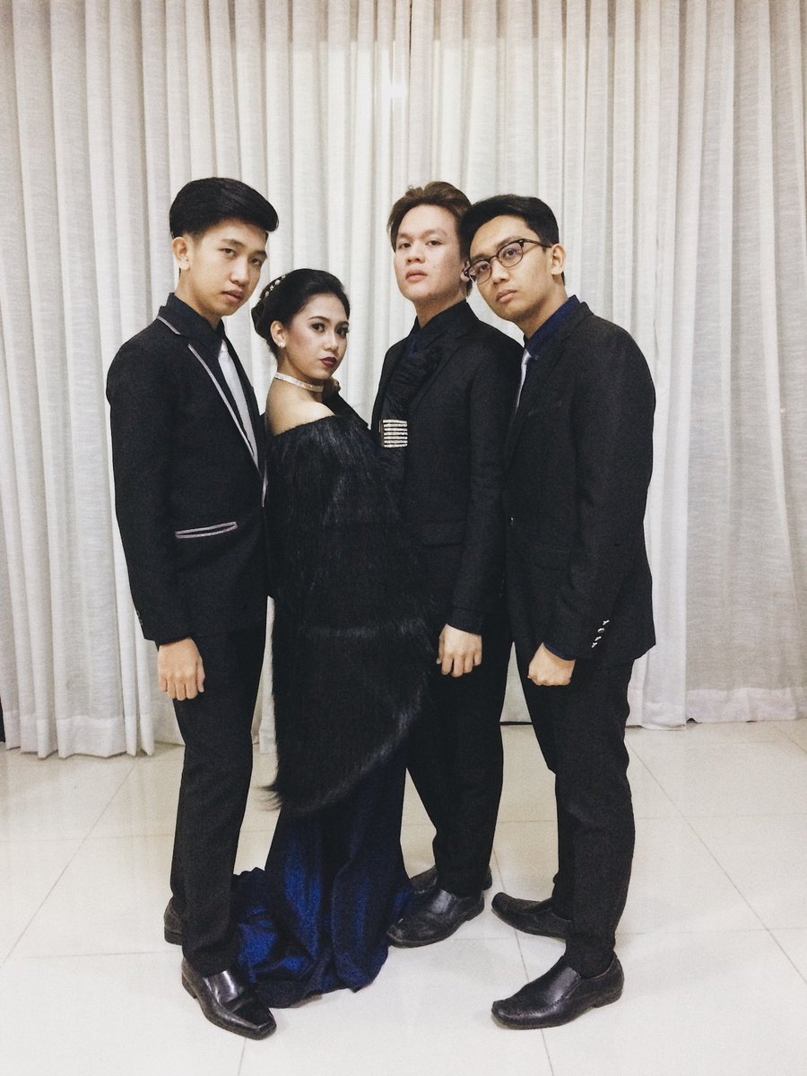 stanpenaflor_'s tweet photo. Lady girl and gentle boys 🤟🏻❤️
#CBASC https://t.co/ivdj35hR1X