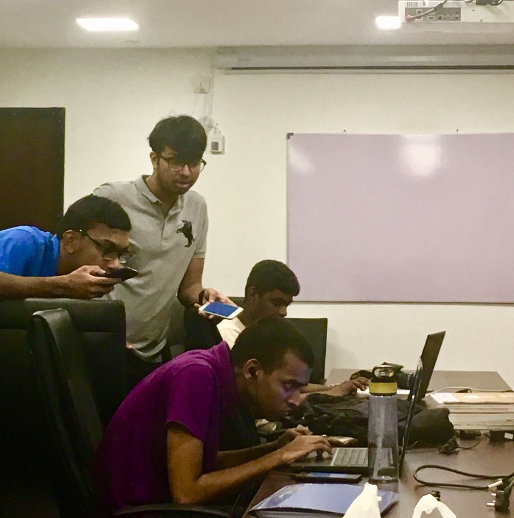ABCDnowLk's tweet photo. road2rights: We the R2R volunteers joyfully undertake our daily work to do our part towards making a change for a better future!
#PeaceExpo17 #Act4SDGs
#Youth4Peace #Road2Rights
#Standup4HumanRights https://t.co/HD05Mw7fLM #ABCDnow