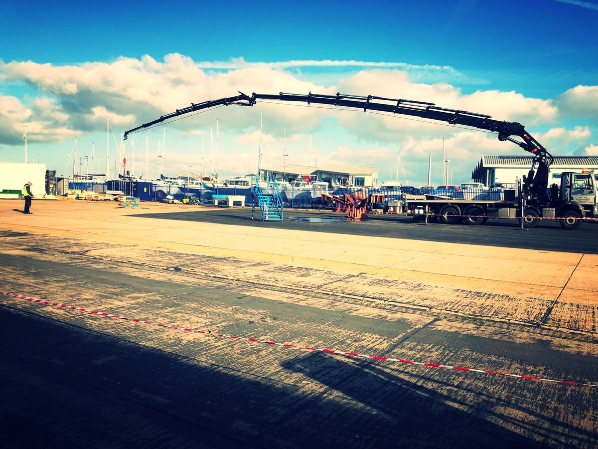 cts_team's tweet photo. @ALLMIorg accredited Lorry Loader course at Sunseeker International. Course completed on the HIAB858 with 150 Flyjib with both the Hook and Hoist attachment and using the new HIAB Combidrive 3 remote control 😁
@HiabOfficialUK For all your LL training contact us now:0161 336 0612 https://t.co/bP6Qx05DyD