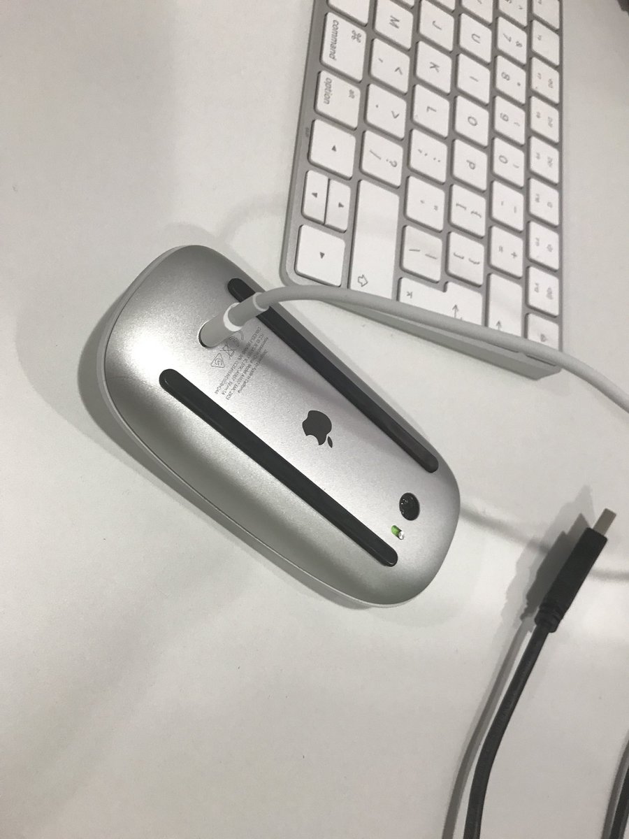 Considering <a href="/Apple/">Apple</a> pride themselves on design this has to be one bad design choice. One of our designers is now sat twiddling thumbs!