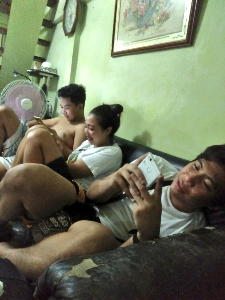 Butiniiiiii's tweet photo. Kinain ng sistema ๐ @JamayDantes @Dangkeeeey @giongmalaki @CjVicencioo @enzooooy #fajards https://t.co/ZbVveKGlJc