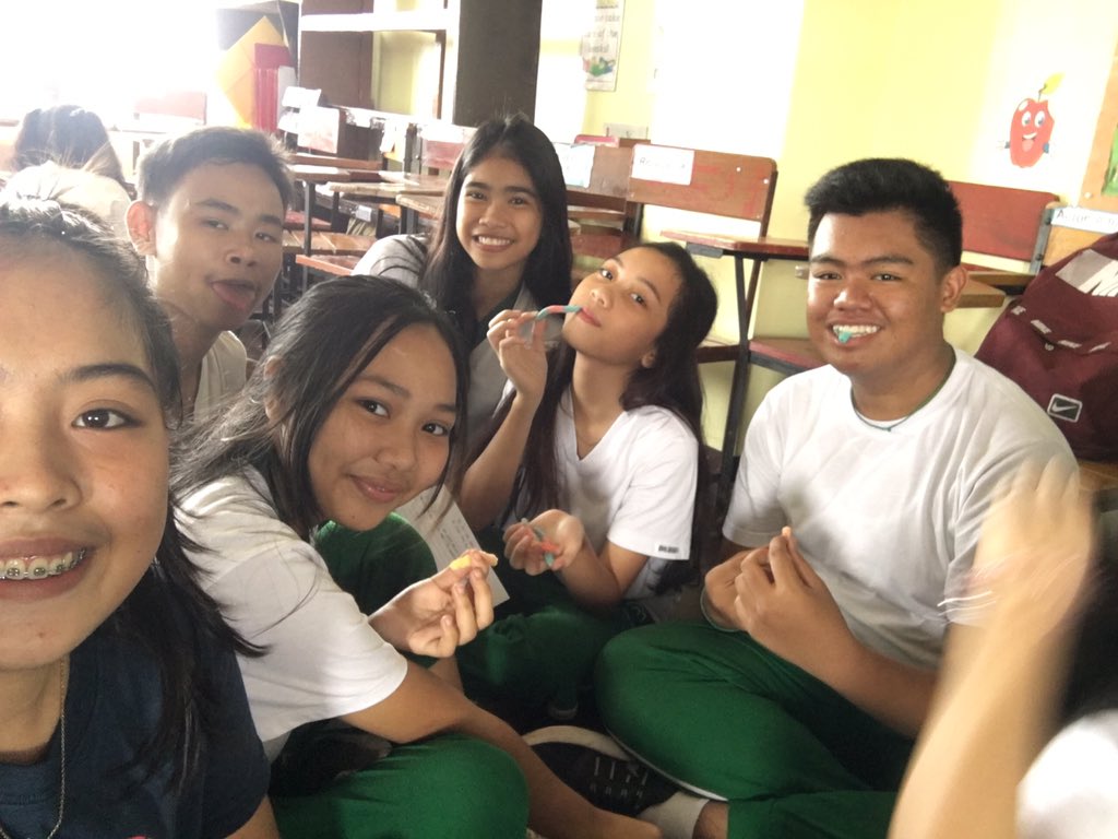 EimereenKaryll's tweet photo. Im so Lucky bcoz i have them!! ๐ญ๐๐ #Insertothers โค๏ธ https://t.co/UD25awWEQV