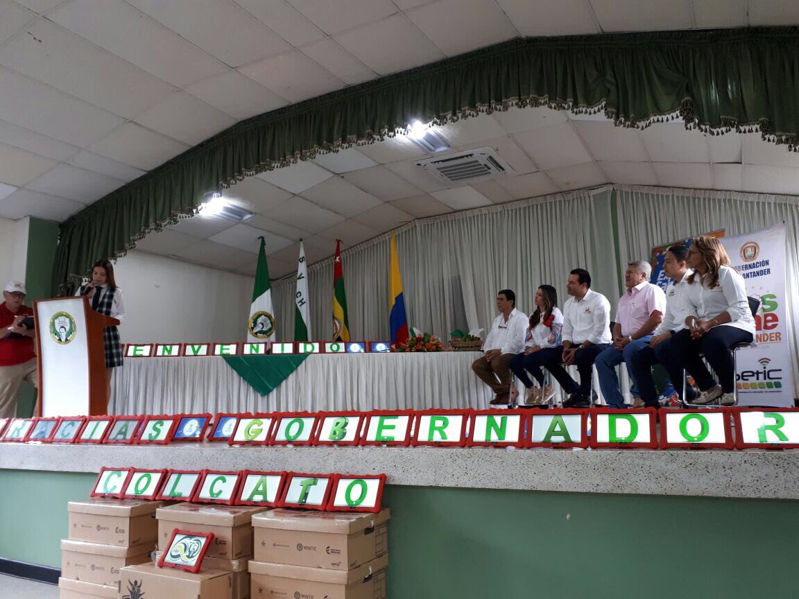 Ana De Dios tweet media